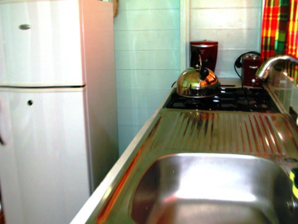 Chez Ophelia Cottage Apartments روسو المظهر الخارجي الصورة